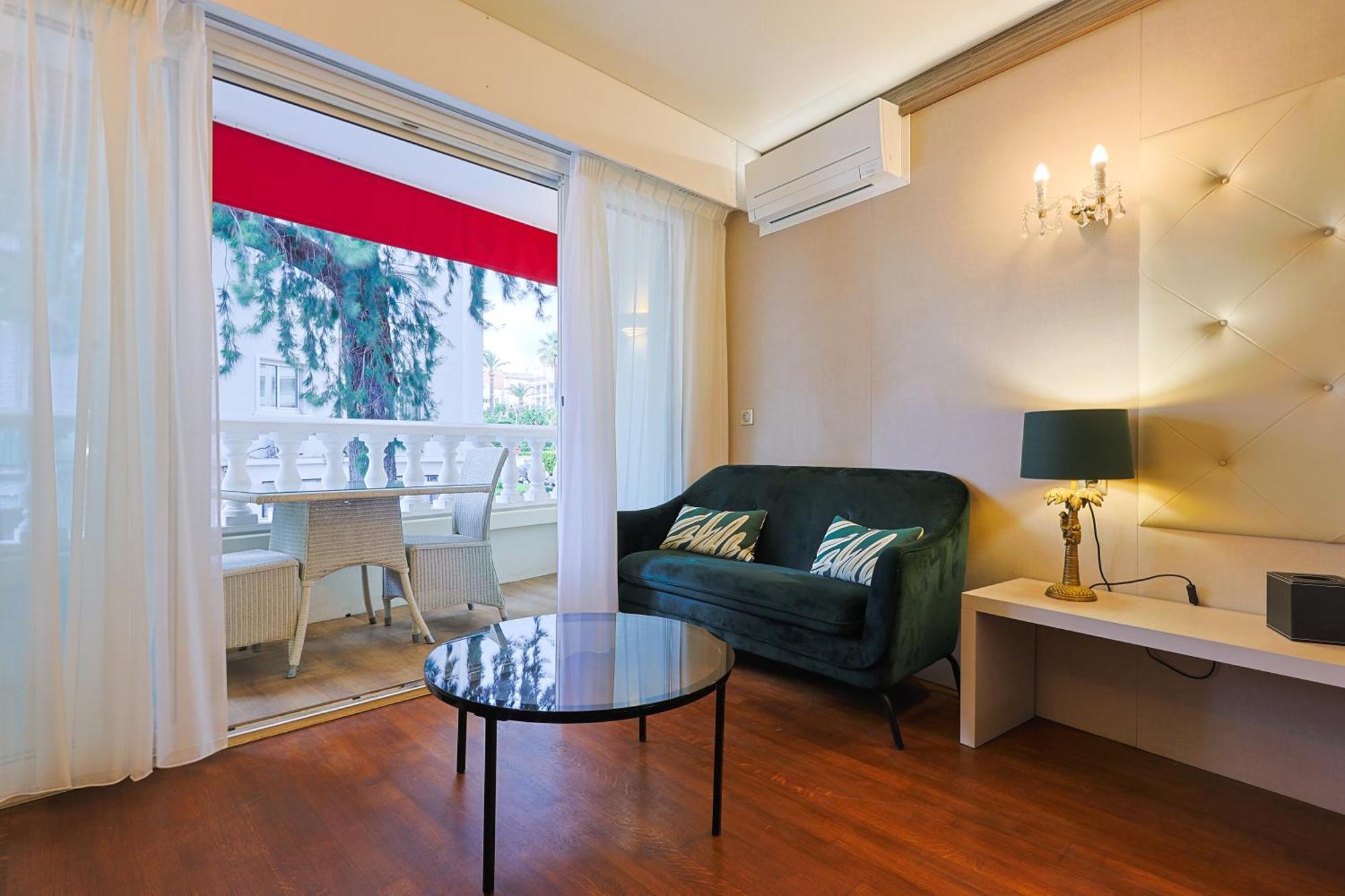 Hotel Le Fouquet'S Cannes Exteriör bild